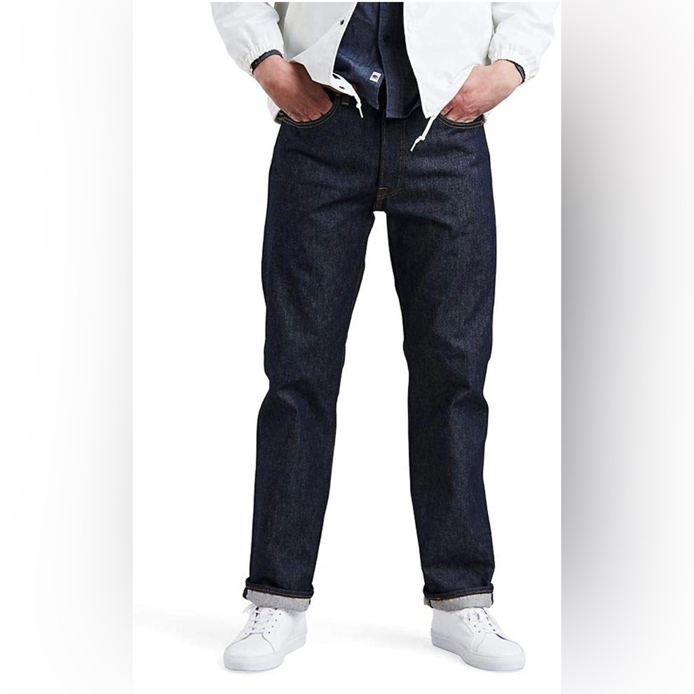 Like New Men’s 501 Levi’s (34W 30L)